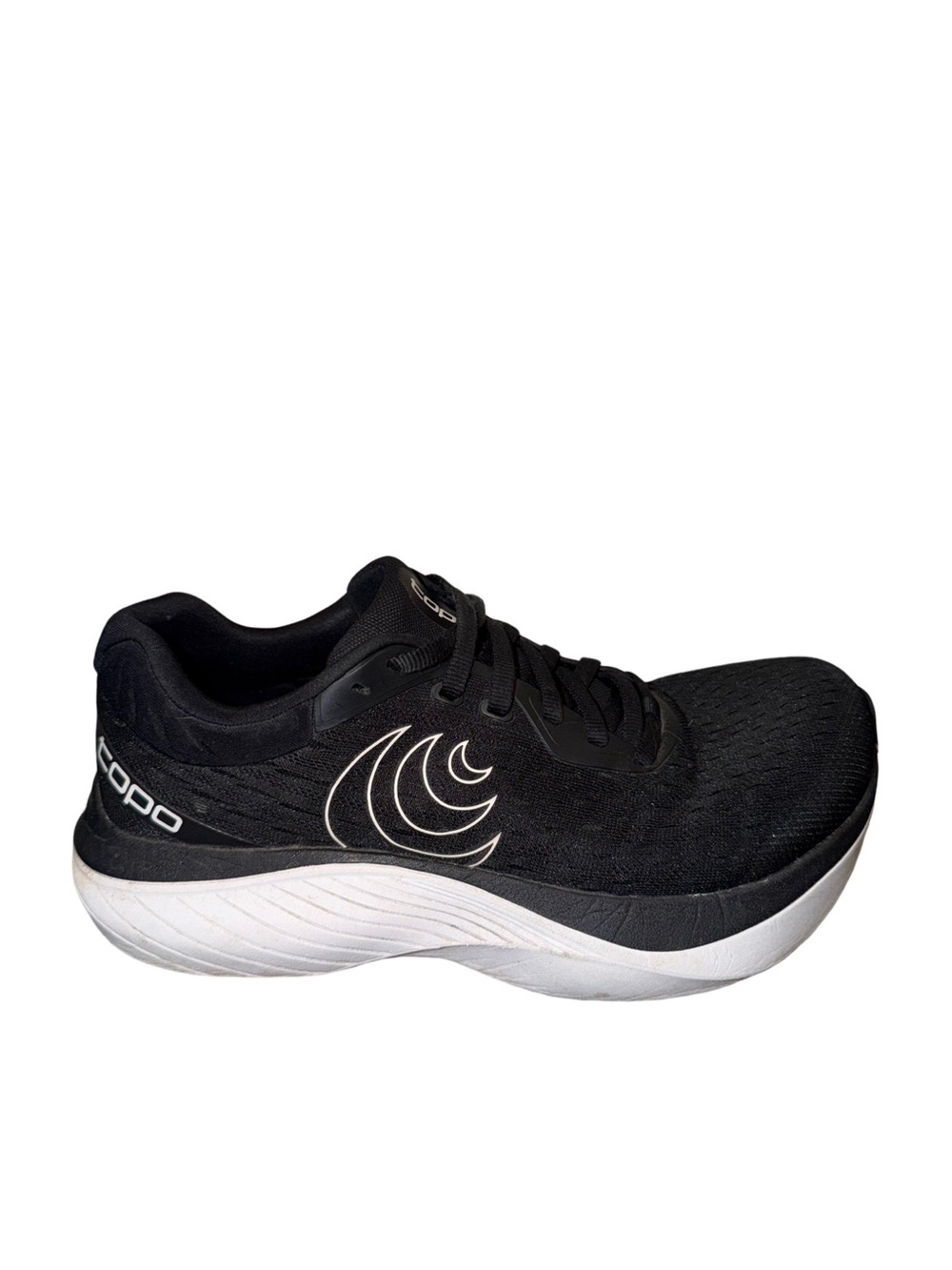 Topo atmos Designs Women's Black and White Athletic Running Shoe size 9